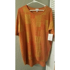 LULAROE. Small Irma.